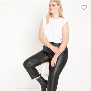 NWT Eloquii drama shoulder tshirt